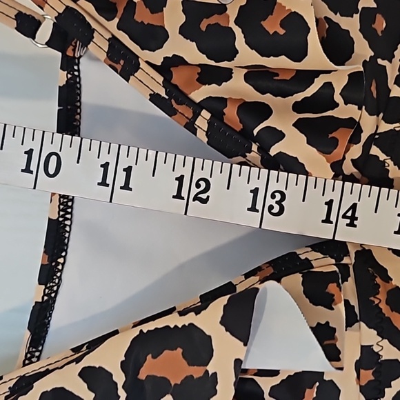 Beachsissi Bathing Suit Top - Picture 6 of 11